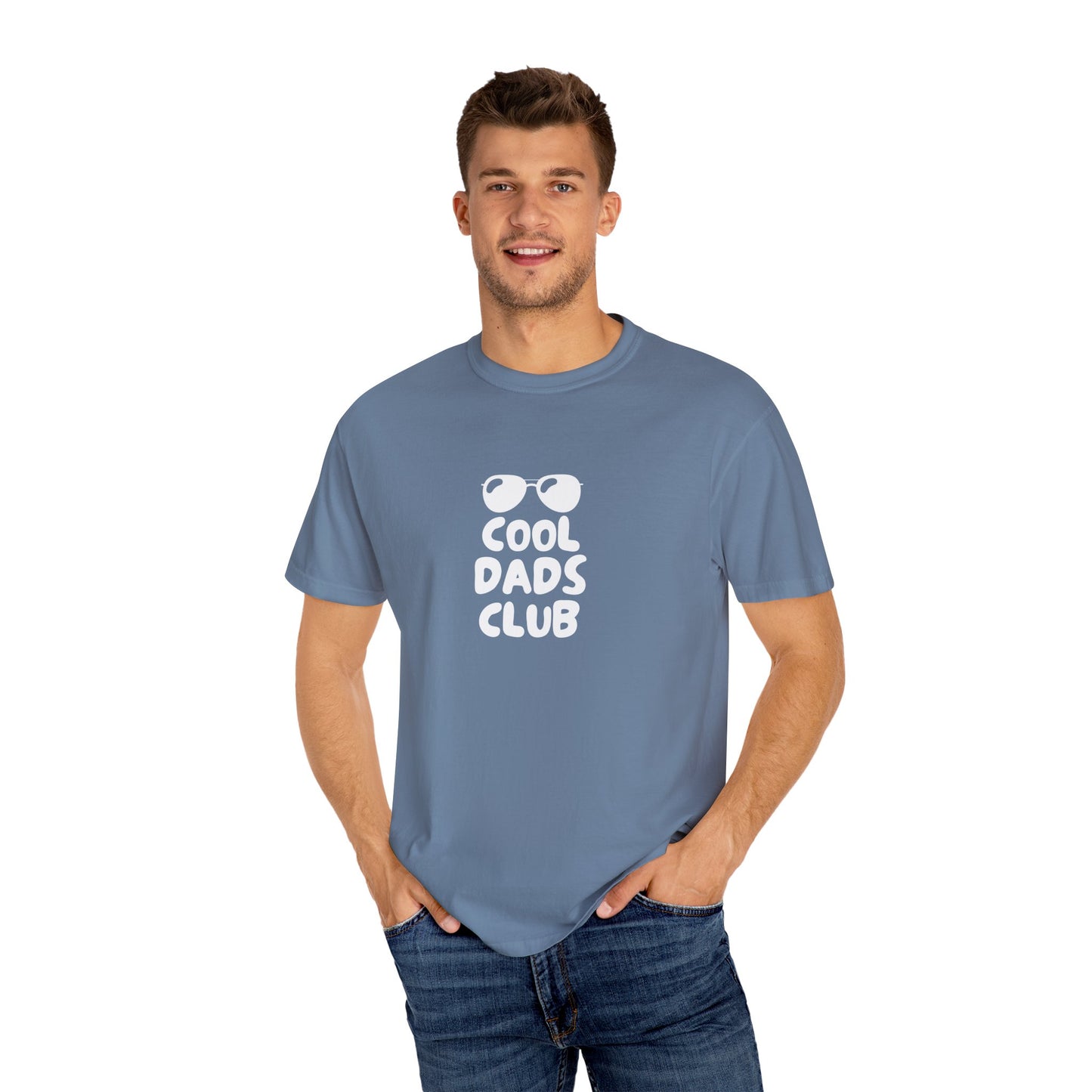 “Cool Dads Club” T-Shirt 😎