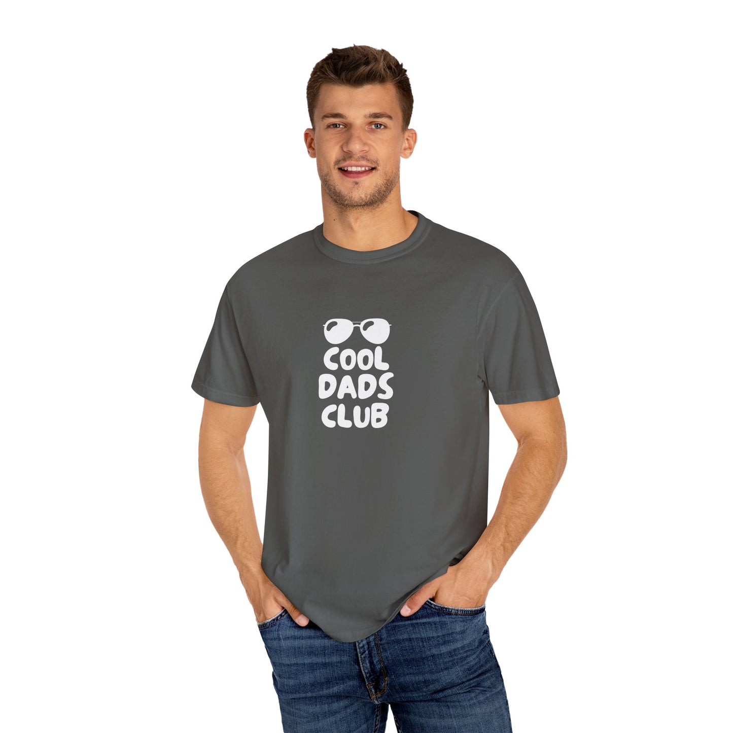 “Cool Dads Club” T-Shirt 😎